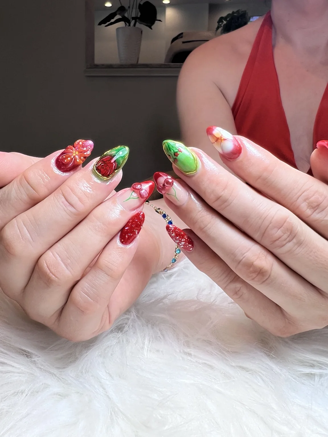 Holiday Nail Art in San Marcos, TX