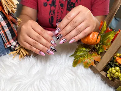 Pink Halloween Ghost Nail Art in San Marcos, TX